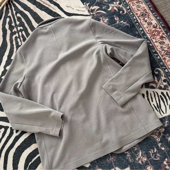 Lululemon athletica gray club jacket. - Picture 7 of 12